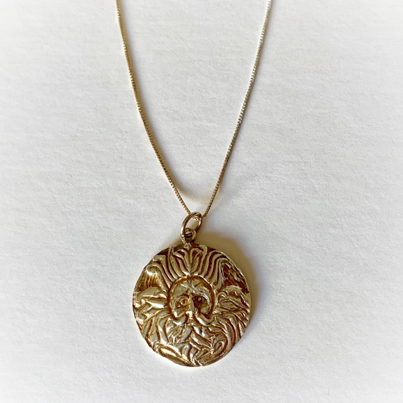 Jewelry - Silver Gorgon's Head Roman Baths Pendant